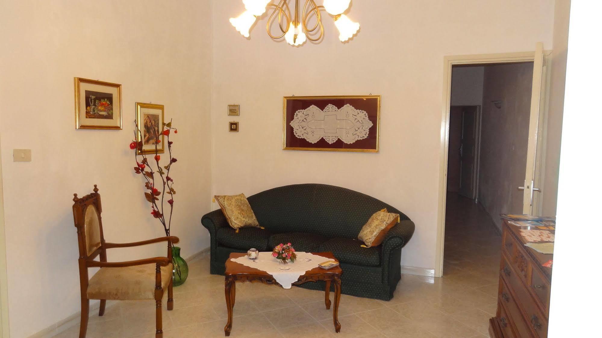 Casa Melone Giallo Пачеко Экстерьер фото